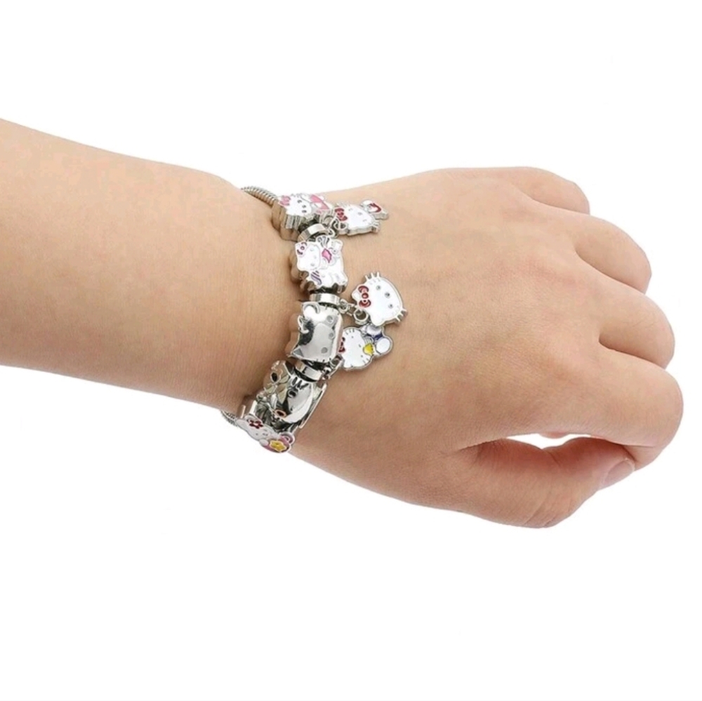 Hello Kitty Charm Bracelet - Picture 10 of 10
